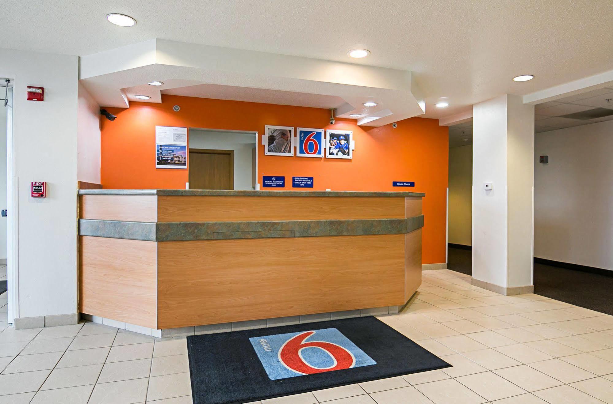Motel 6-Sycamore, Il Buitenkant foto